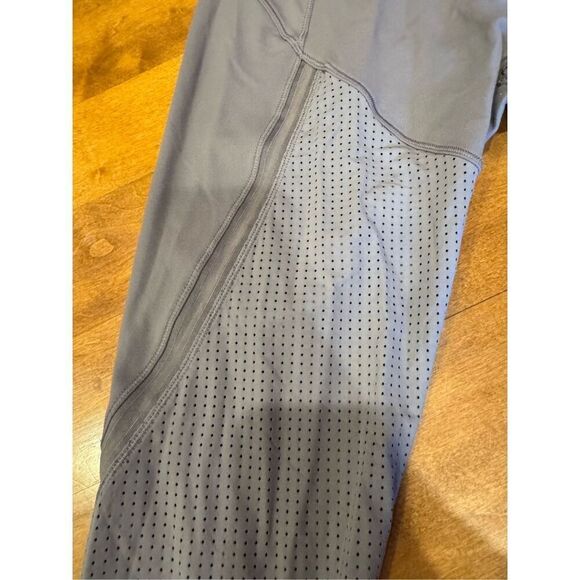 Woman’s Calia by Carrie Underwood workout pants size  medium - Picture 2 of 6